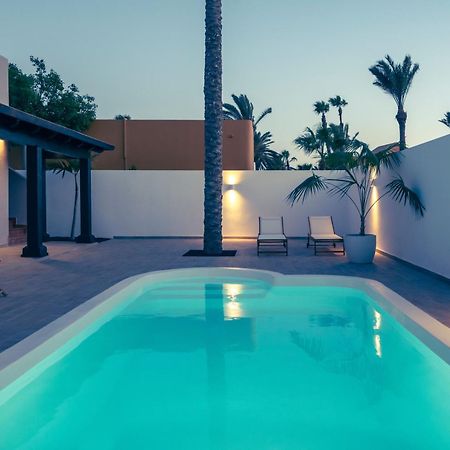 Villa Tropico - Design House With Pool In Corralejo Exterior photo